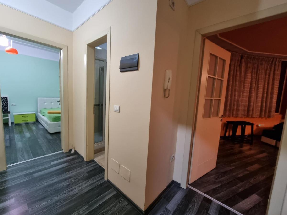 Moonshine Apartament Tirana Exterior foto