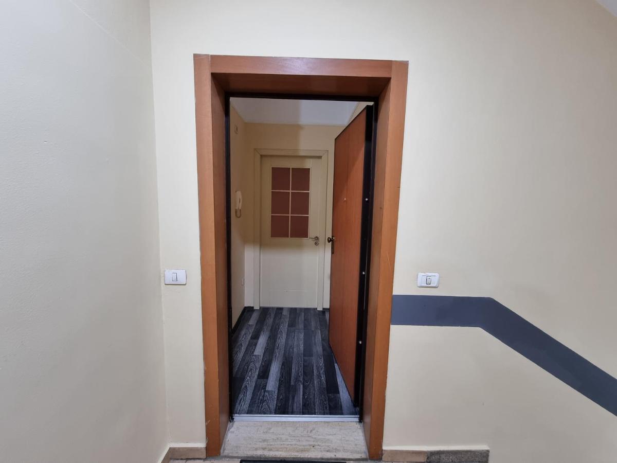 Moonshine Apartament Tirana Exterior foto